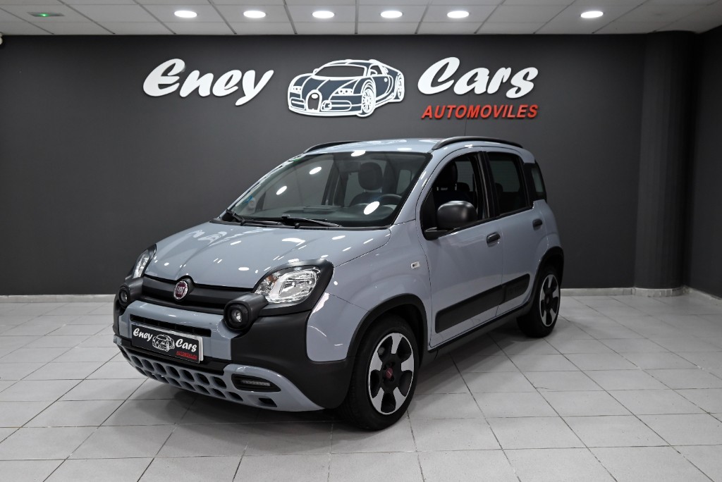 ---- FIAT PANDA CROSS 1.0 HYBRID 70cv ---- DESDE 158€ AL MES
